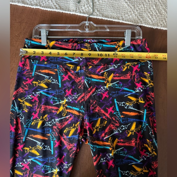 NWOT Lularoe UNICORN AIRPLANE Leggings OS Tall & Curvy NEVER WORN - Picture 7 of 10